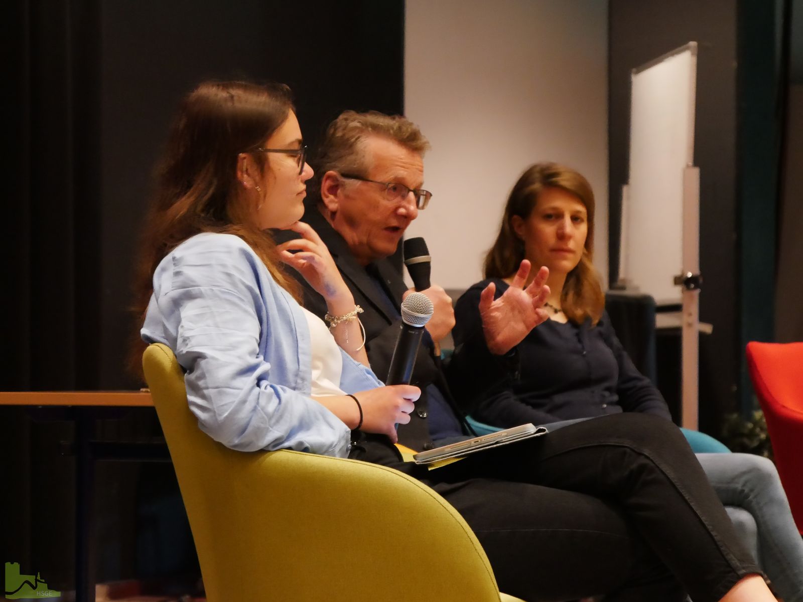 talking about peace - Podiumsdiskussion mit MdEP Köster und MdL Schäffer